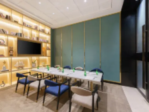 Hilton Garden Inn Aksu Downtown Hotels in Aksu City