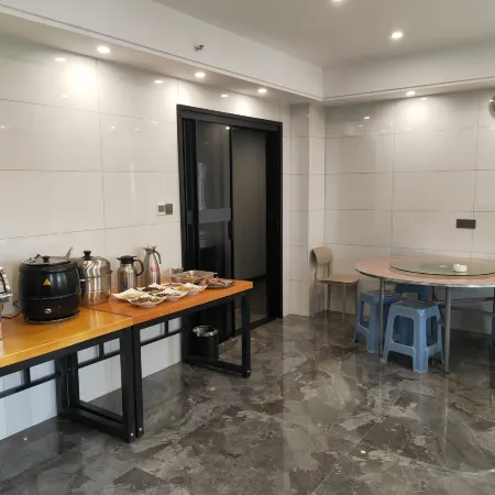 Datian Fuhua Business Hotel
