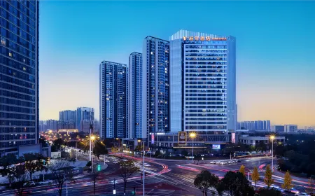 YANNIAN INTERCITY HOTEL Отели рядом с достопримечательностью «Hunan Biological and Electromechanical Polytechnic (Donghu Campus)»