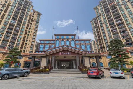 Homeinn Yunshang Siji Hotel (Huizhou Boluo Shiwan Yanjiang Road)