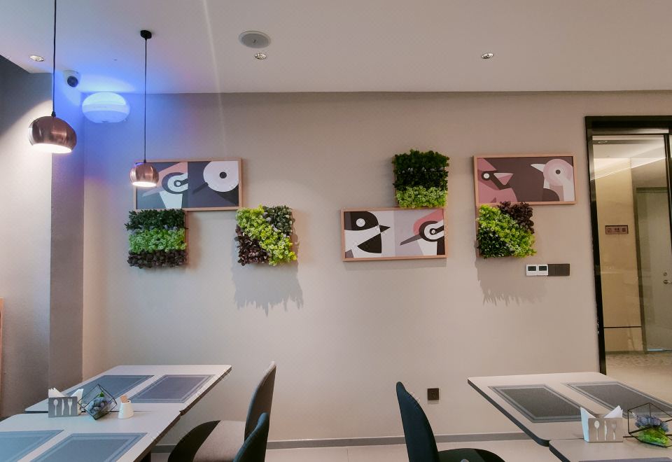 홈인 이즈 호텔 옌저우 인주오 플라자 외관