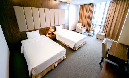 Muong Thanh Grand Xa La Hotel Отели рядом с достопримечательностью «Academy of Cryptography Techniques»