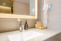 JI Hotel (Zhengzhou Chengdong Nan Road Subway Station) Hotels in Weilai Road Area