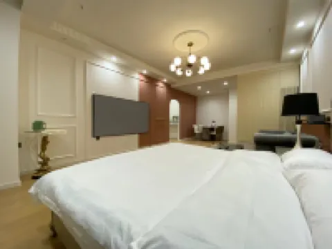 樸舍精品藝術民宿（烏丹宏遠大廈店）