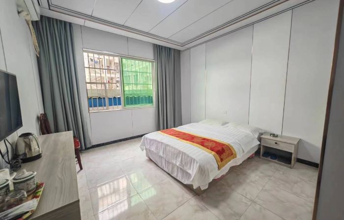 Qianyuan Hotel