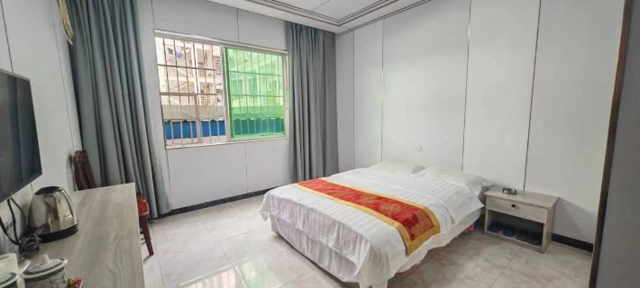 Qianyuan Hotel Hotele w: Powiat Cengong