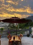 Hefeng Qingqing Xiaoyuan Homestay