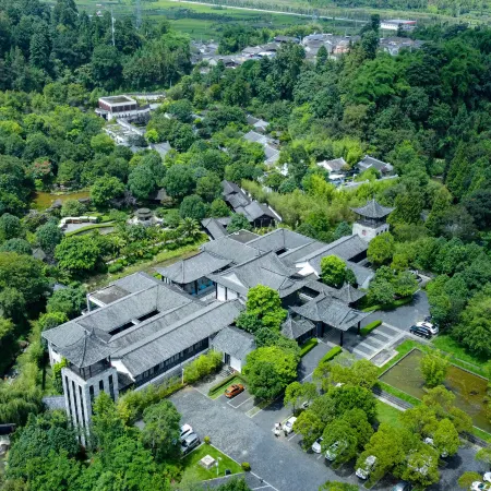 Banyan Tree Tengchong