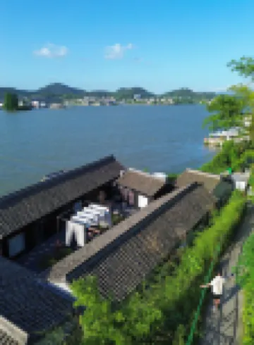 Taoyuan Pavilion Hotels near Dongqian Lake