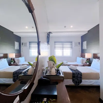 Townhouse OAK Metro Manila Near Osmena Highway PNR Pasay formerly Avitel Hotel PNRパサイロード駅周辺のホテル