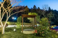 Lushan Yunjin Holiday Hotel (Guling Street)