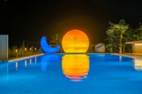 Mogan Xingye Star · Space-Themed Infinity Pool Garden Designer Boutique Stay - Villas