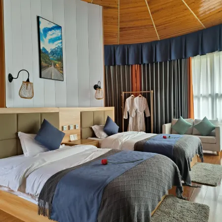 Water mill and homesickness hot - spring resort hotel