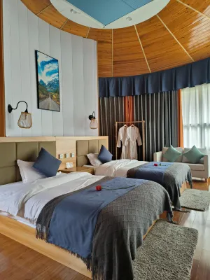 Water mill and homesickness hot - spring resort hotel Hotel di Batang