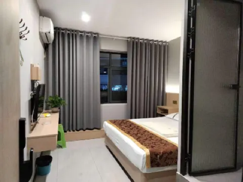 Wulong County Yuetu Hotel Hotels near Wulong Railway Station