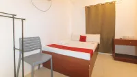 RedDoorz @ The Central Inn Boracay Island
