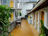 Dali Tophood Hotel (Erhaimen Gate, Dali Ancient Town)