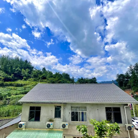 Hefeng Yajing Homestay