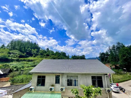 Hefeng Yajing Homestay