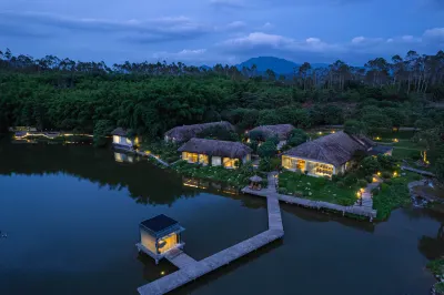 Miracle-field Отели рядом с достопримечательностью «Luofu Mountain Scenic Area Tourism and Cultural Square»