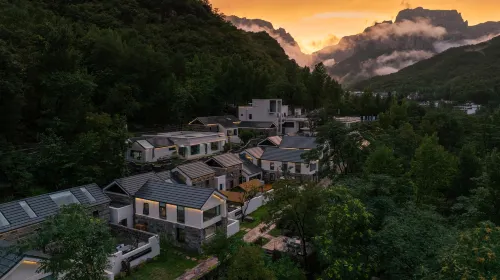 Six Six Mountain Villa (Bailigou Store, Xinxiang)