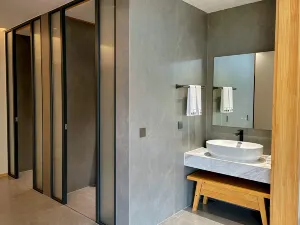 Zhaoxing No. 1 · Holy | 360° Sunset Viewing Terrace Luxury Designer Villa (Zhaoxing Dong Village)
