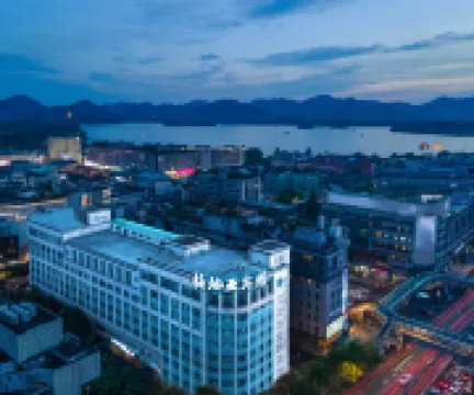 Media Hotel