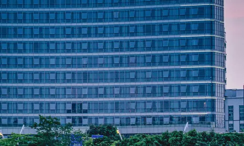 Hisilk Artwork Center Fliport Coso Hotel