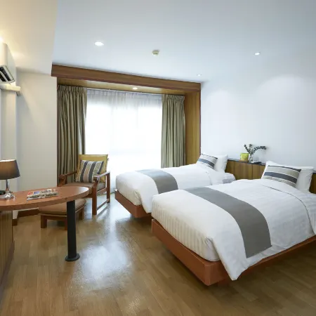 Cozy Donmueang Hotel Отели рядом с достопримечательностью «Лакси»