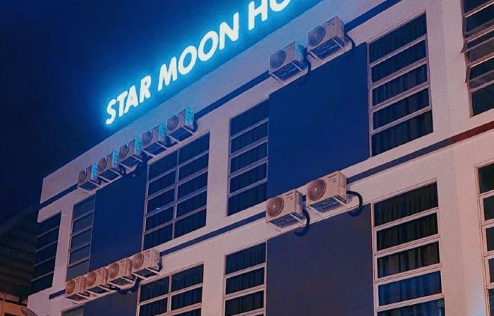 Star Moon Hotel