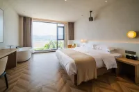 Xiamen Mountain · and Sea View Hotel