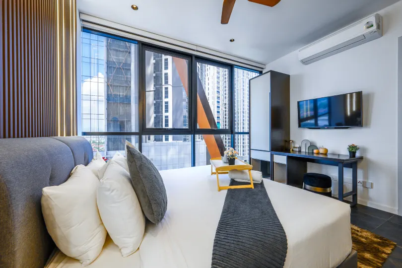 Greystone Scarletz Suites