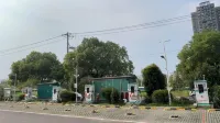 Huangshi Wanda Plaza Ramada by Wyndham - parking