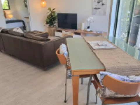 Noosa River Retreat Holiday Apartments Hotels in Noosaville