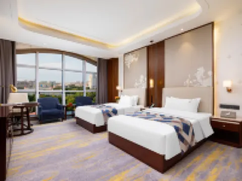 Hebi Yingbin Garden Hotel (Hebi East High-speed Railway Station) Hotels in Hebi