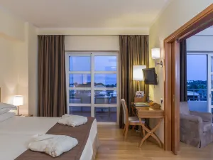 Neptune Luxury Resort