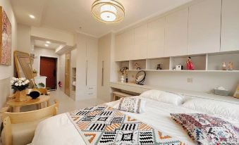 Mubird Homestay (Yanbian University Wanghong Wall)