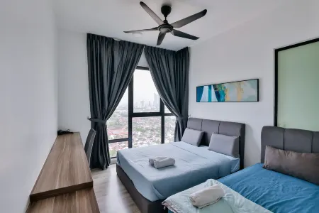 Southkey Mosaic Near Mid valley, 2BR,5-7 pax,High Speed WIFI Отели рядом с достопримечательностью «Figure Museum Johor»