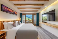 Lanmengting Panorama Hotel (Xijiang Qianhu Miao Village Observation Platform Store)