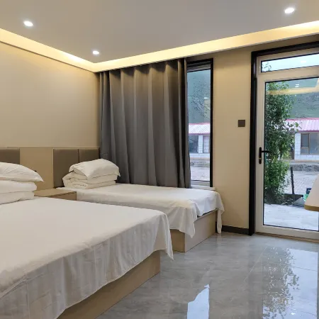 Fengning Ruifu Farm Stay