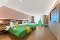 Homeinn PLUS (Zhangjiajie National Forest Park Branch) Hôtels à : Zhangjiajie