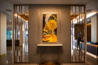 Aglow Hotel Harbor Bay Batam - Parking