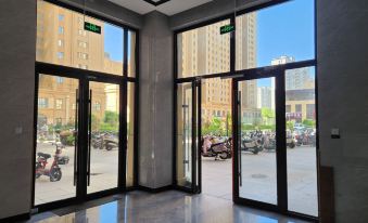 Bayan Nur Shengshi Hotel