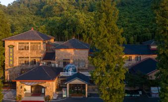 Moganshan Queen Hotel (inside Moganshan Scenic Area)