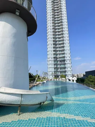 รูปภาพของที่อยู่อาศัยบนท้องฟ้าเต็มไปด้วยดวงดาว