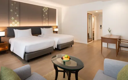 Dusit Princess Chiang Mai Отели рядом с достопримечательностью «Pop Car Rent»