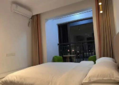Youlejia Apartment (Ganzhou University Town National Fitness Center)