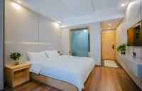 Yilong Ruiyun Hotel (Tongren Railway Station Store)