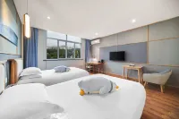 Ninghai jinzhongliuyi business hotel