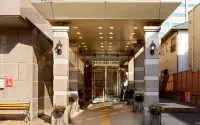 Toyoko Inn Yokohama Shinkoyasu Ekimae Hotel in zona Soji-ji